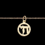 14K Yellow Gold Child Pendant W 15  Chain