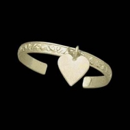 14K Yellow Gold Teen Etched Heart Toe Ring