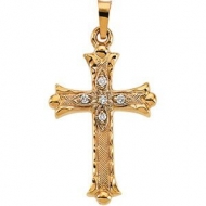 CROSS PENDANT W DIAMOND