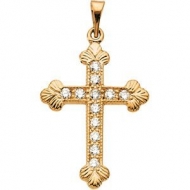 CROSS PENDANT W DIAMOND