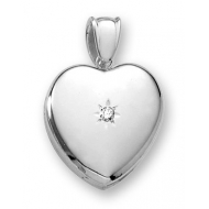 18k Premium Weight White Gold Heart Picture w  7pt  Diamond Locket