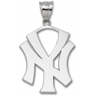 New York Yankee s 1 1 2 Inch Medallion