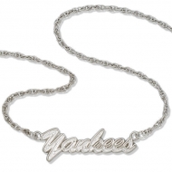 New York Yankee s Name Plate Necklace W  Chain