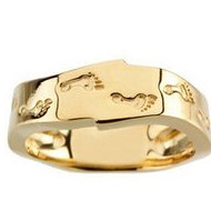 Footprints Ring