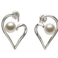 Freshwater Cultured Pearl Heart Earrings