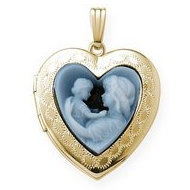 14K Yellow Gold Heart Cameo Locket