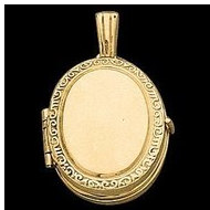 14K Yellow Gold Oval Family Victorian Locket
