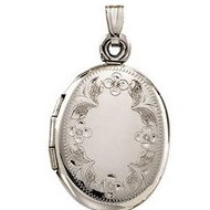 14k White Gold Oval Picture Locket