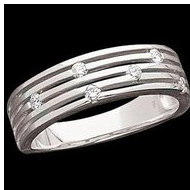 14K White Gold Diamond Ring