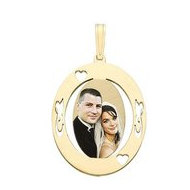 Small Oval w/ Cut Out Designs Photo Pendant Picture Charm