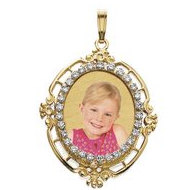 Small Oval Diamond Frame Photo Pendant Picture Charm