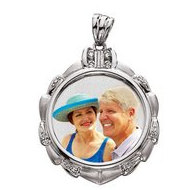 22mm Diamond Bezel Picture Pendant