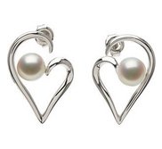 Freshwater Cultured Pearl Heart Earrings