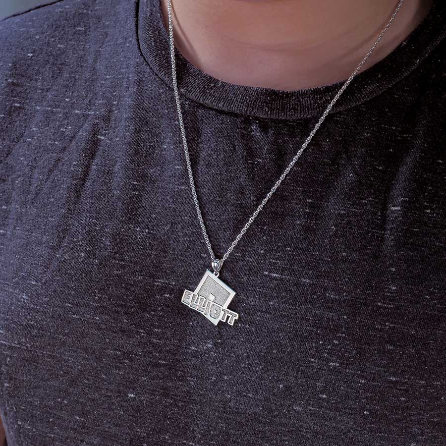 Custom Gaming Necklace with Name & Chain Included - PG102310