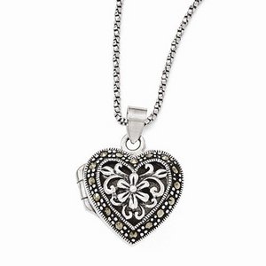 Sterling Silver Marcasite Heart Photo Locket w  18  Chain Necklace