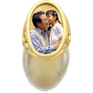 14k Yellow Gold Oval Photo Engraved Ring
