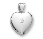 18k Premium Weight White Gold Heart Picture Locket w  5pt  Diamond
