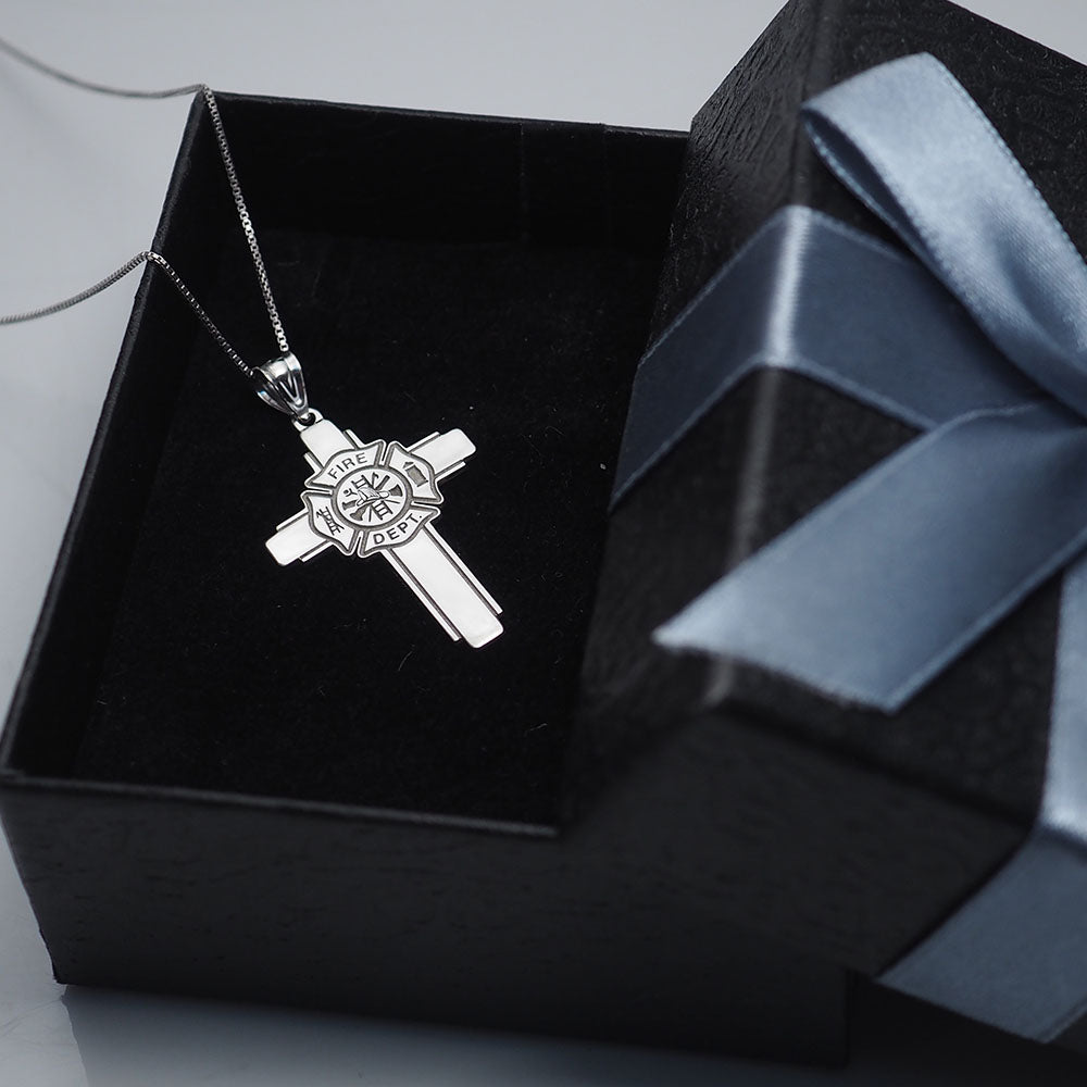 Maltese cross badge necklace displayed in a blue gift box (PG102875, secondary photo 8)