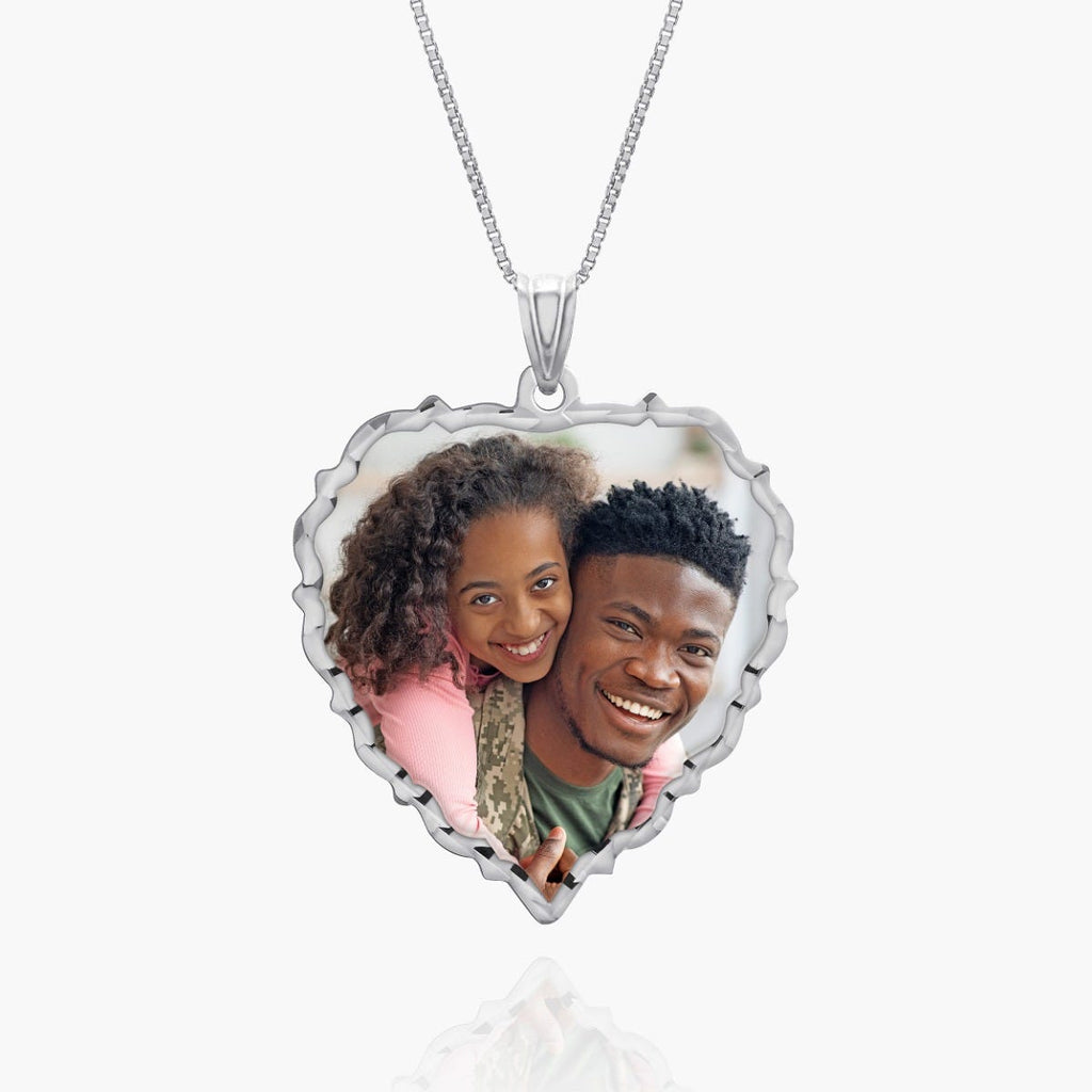 Small Scalloped Heart Photo Pendant