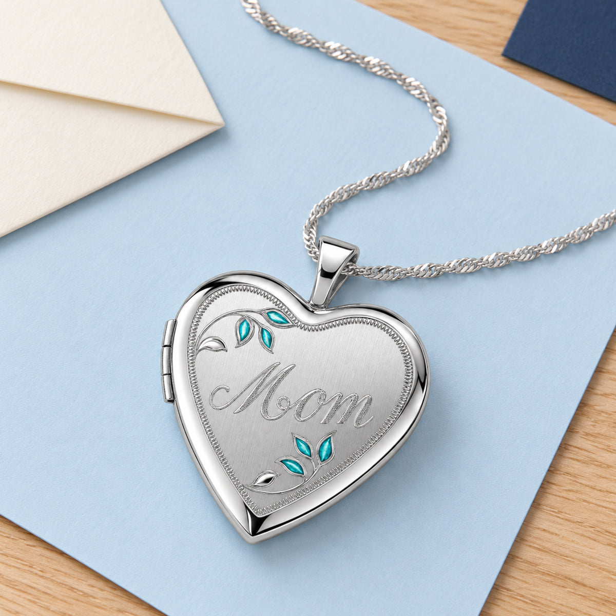 Oval Photo Locket - lifestyle