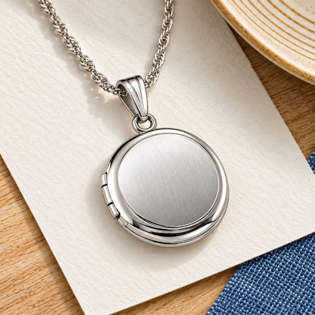 Round Photo Locket - lifestyle