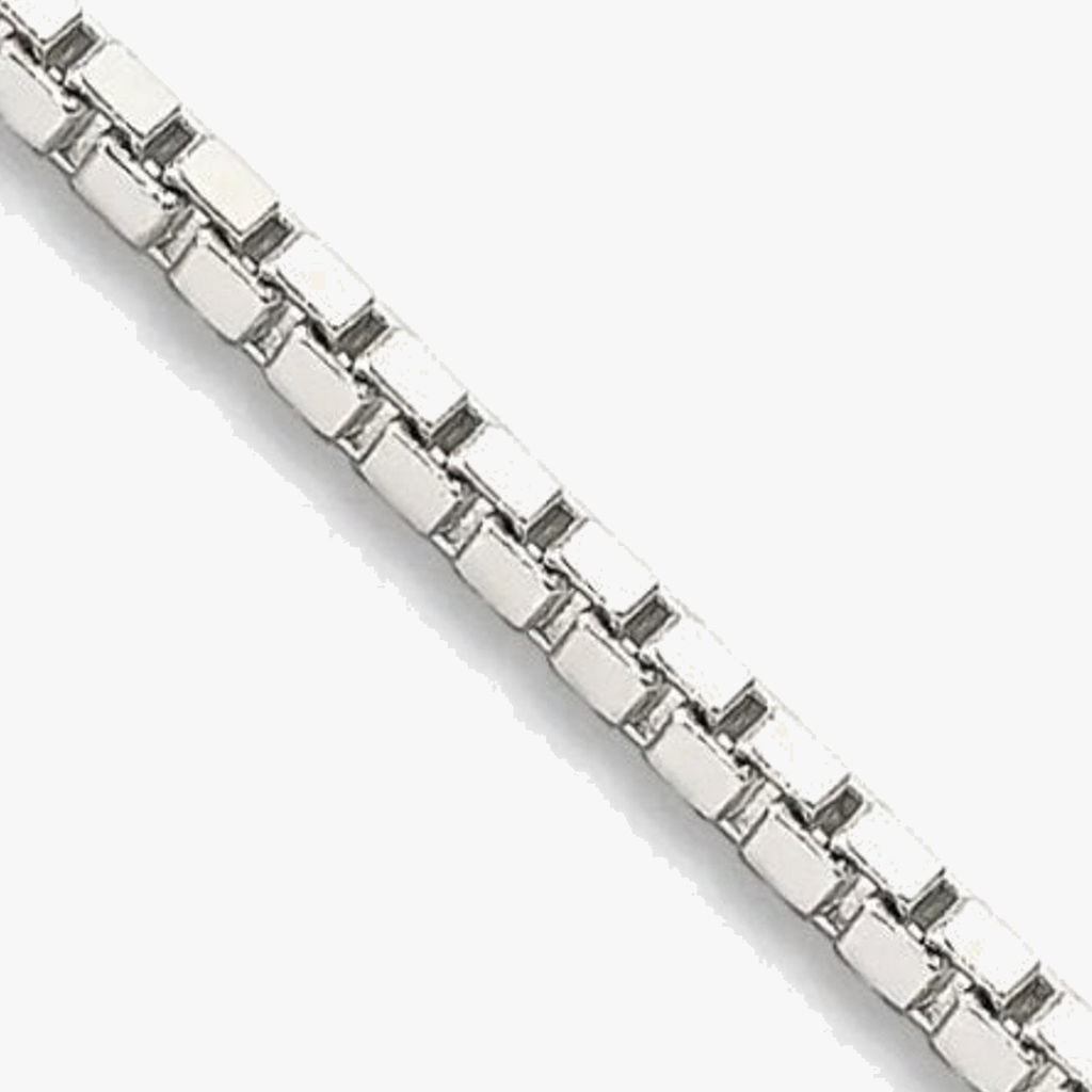 Chain photo — 2500 × 2500