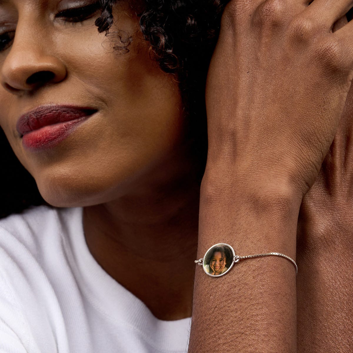Adjustable Round Photo Engraved Bracelet