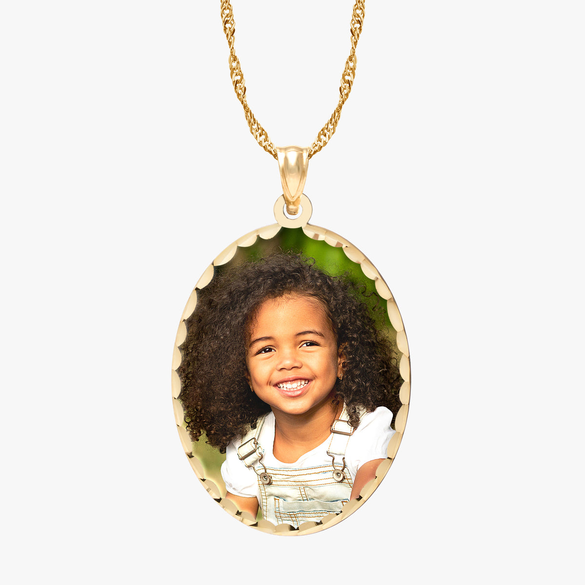 Oval Photo Engraved Pendant with Diamond Cut Edge