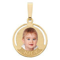 Round Pendant w/ One Name