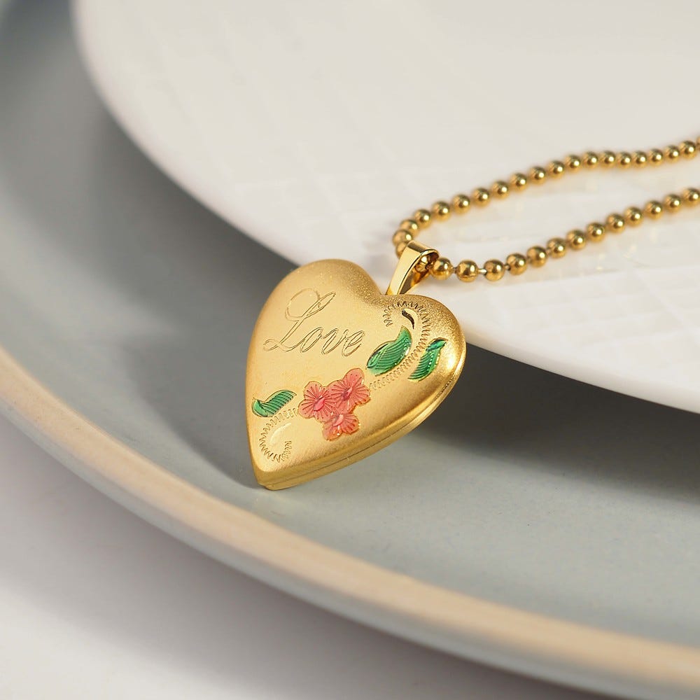 14K Gold Filled Love Heart Photo Locket