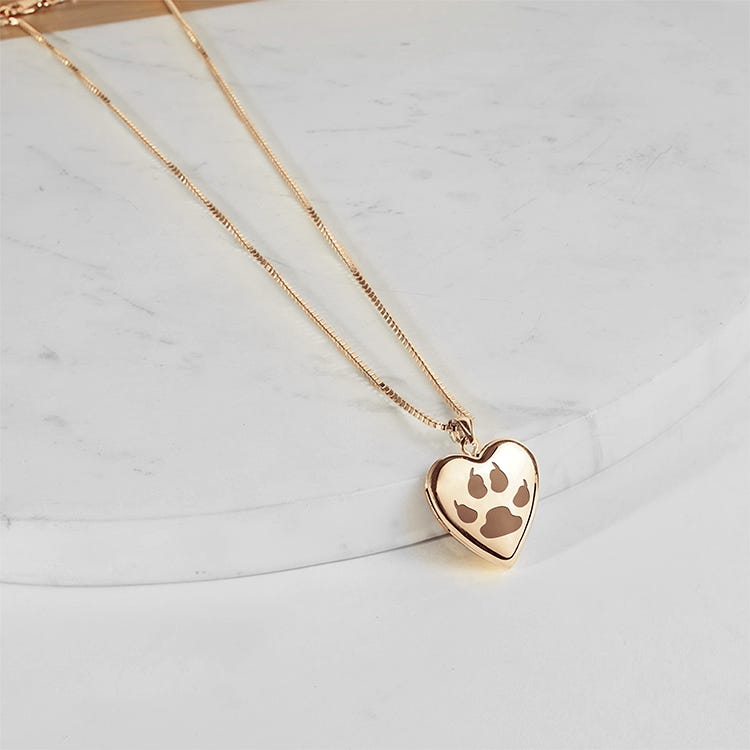 Solid 14K Yellow Gold Cat'S Paw Print Heart Photo Locket