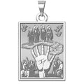 Mano Poderosa Religious Medal