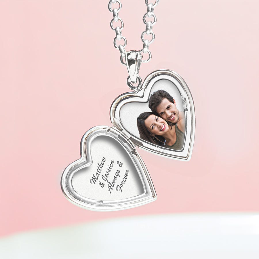 14K White Gold Double Heart Photo Locket
