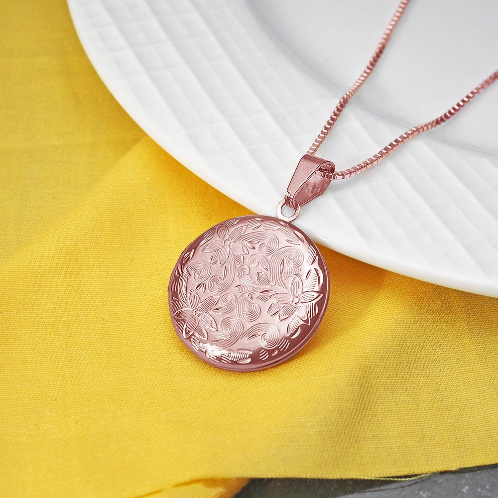 Round Floral Photo Locket With 18" Chain