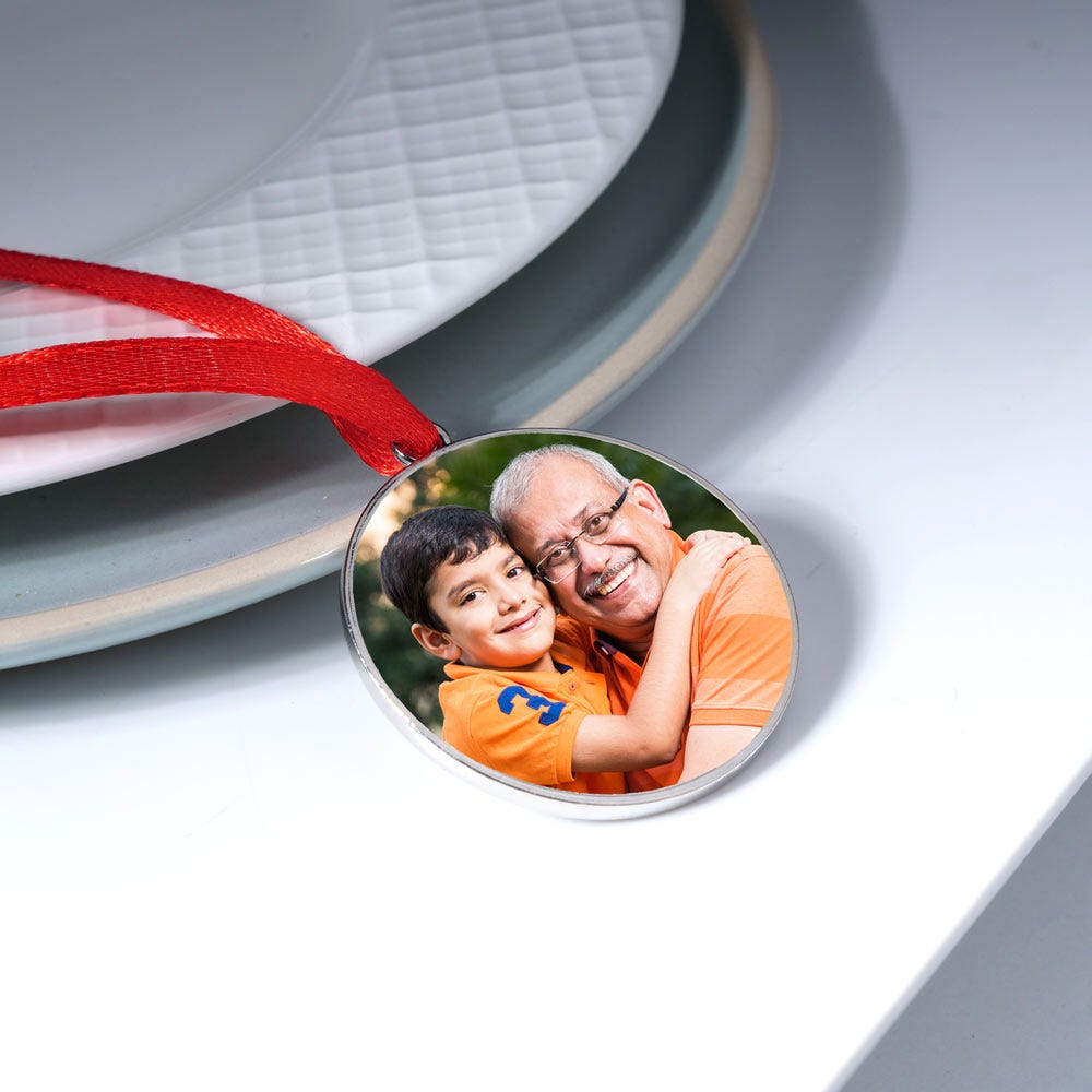 Stainless Steel Round Photo Engraved Ornament