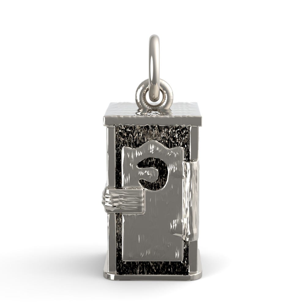Outhouse Charm(8147)