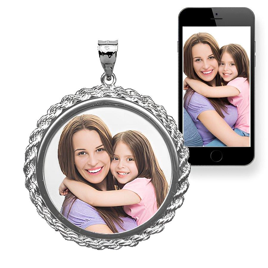 Round Rope Frame Photo Pendant — verified white metal product photograph
