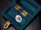 PicturesOnGold product photograph